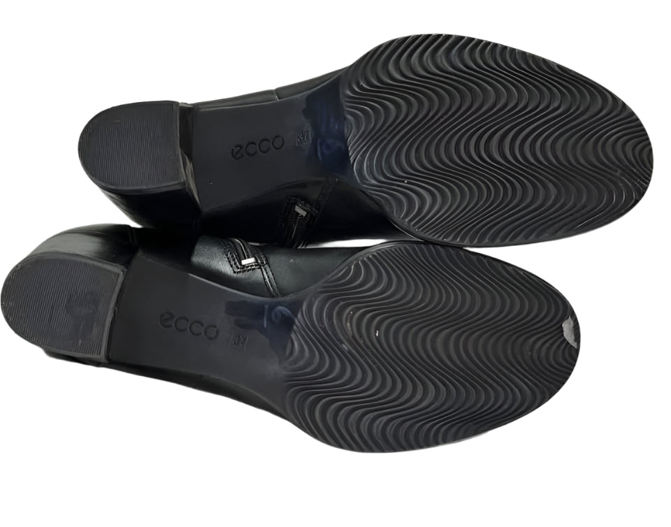 Woman’s Ecco Zippered Ankle boot EU37 Black Leather