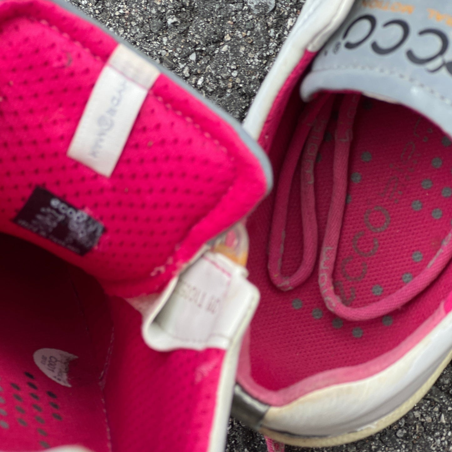 Women’s Ecco Biom Spikeless Golf Shoes 38EU -White/Pink- Hydromax Yak Leather