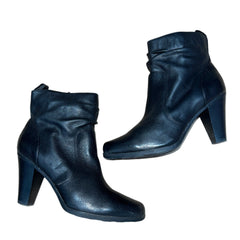 SOFFT Women's Toby •Black Leather• Ankle Boots