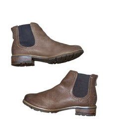 SOFFT Women's •Selby• Slip-on Gored Leather Bootie Barley Leather 7M