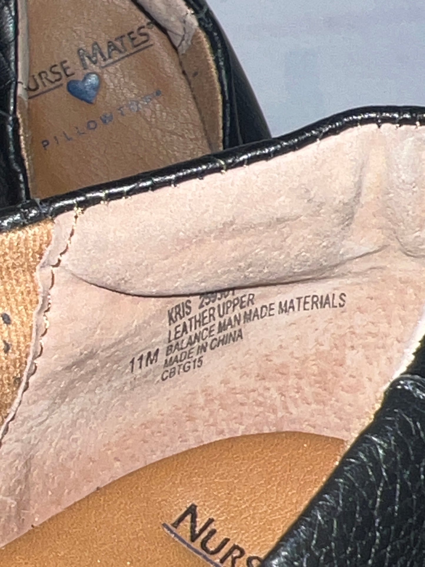 Women’s Nurse Mates Kris Pillow-top lightwiect Comfort Clog 11M Black leather