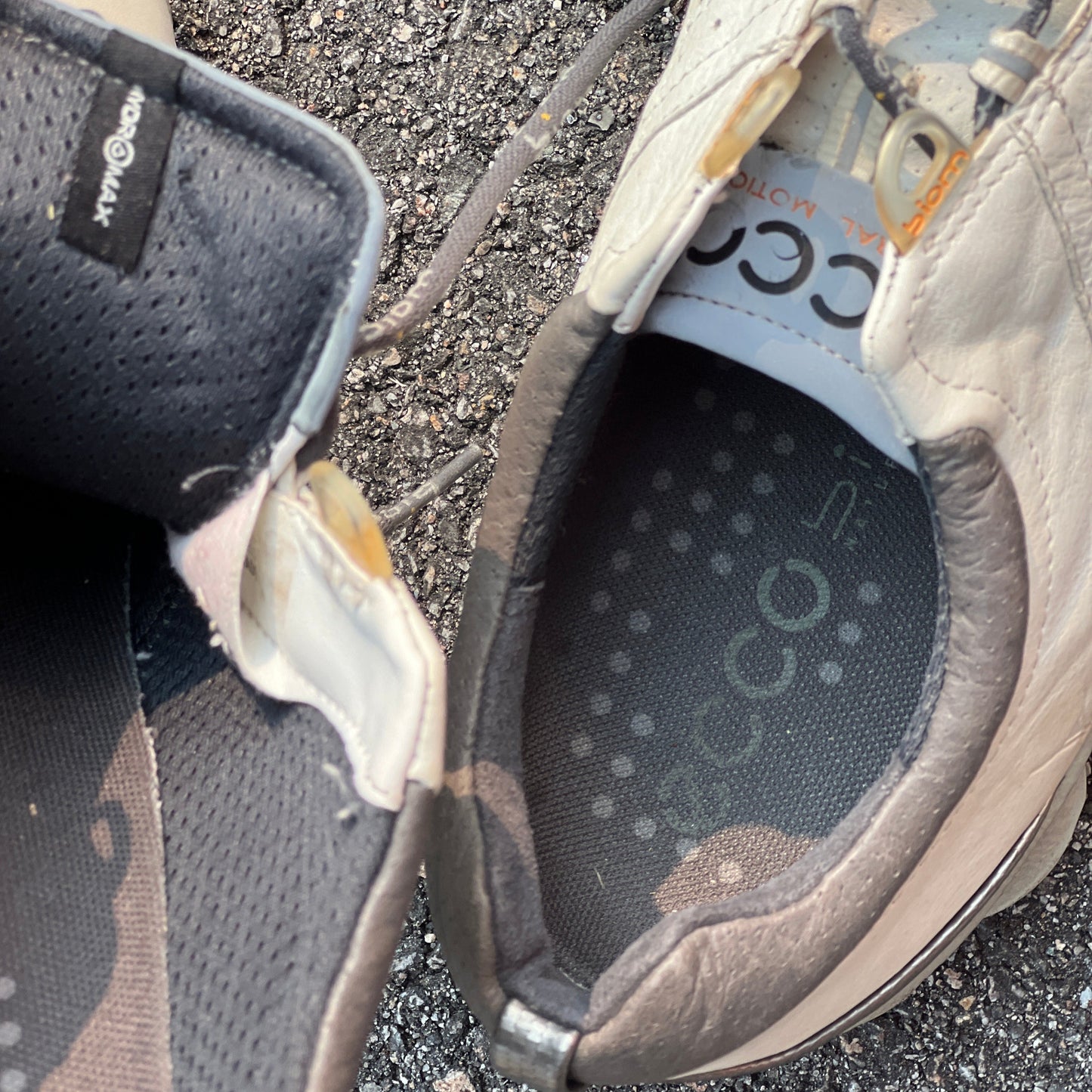 Men’s Ecco Biom Cleated Golf Shoe 45EU •White/Red• Hydromax Yak Leather