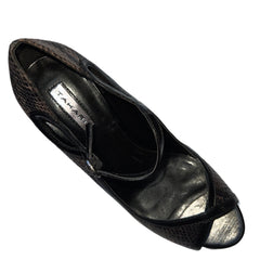 TAHARI Women's •Marti• Peep-toe Platform Pump 8M Taupe Black Embossed Reptile