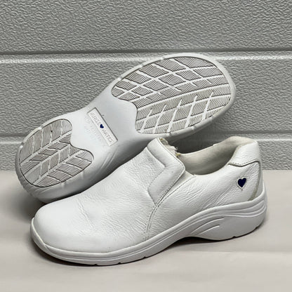 Women’s Nurse Mates Dove Twin-gore Slipon 6M White Leather