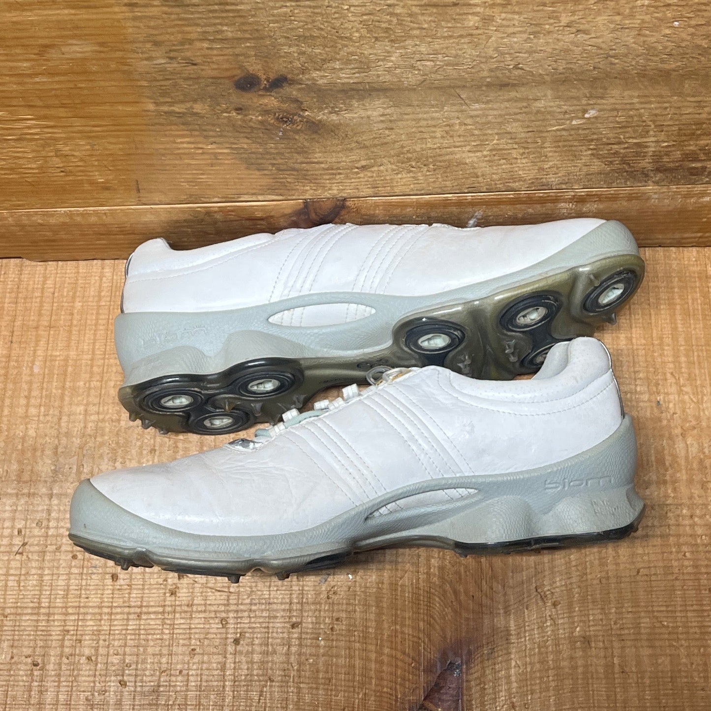 Men’s Ecco Biom Cleated Golf Shoe  43EU •White/Grey• Hydromax Yak Leather