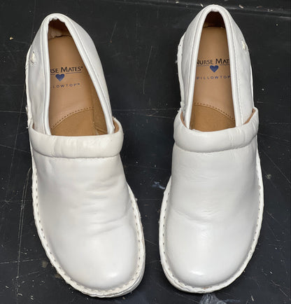 Women’s Nurse Mates Halle  Pillow Top Clog  7M White Leather