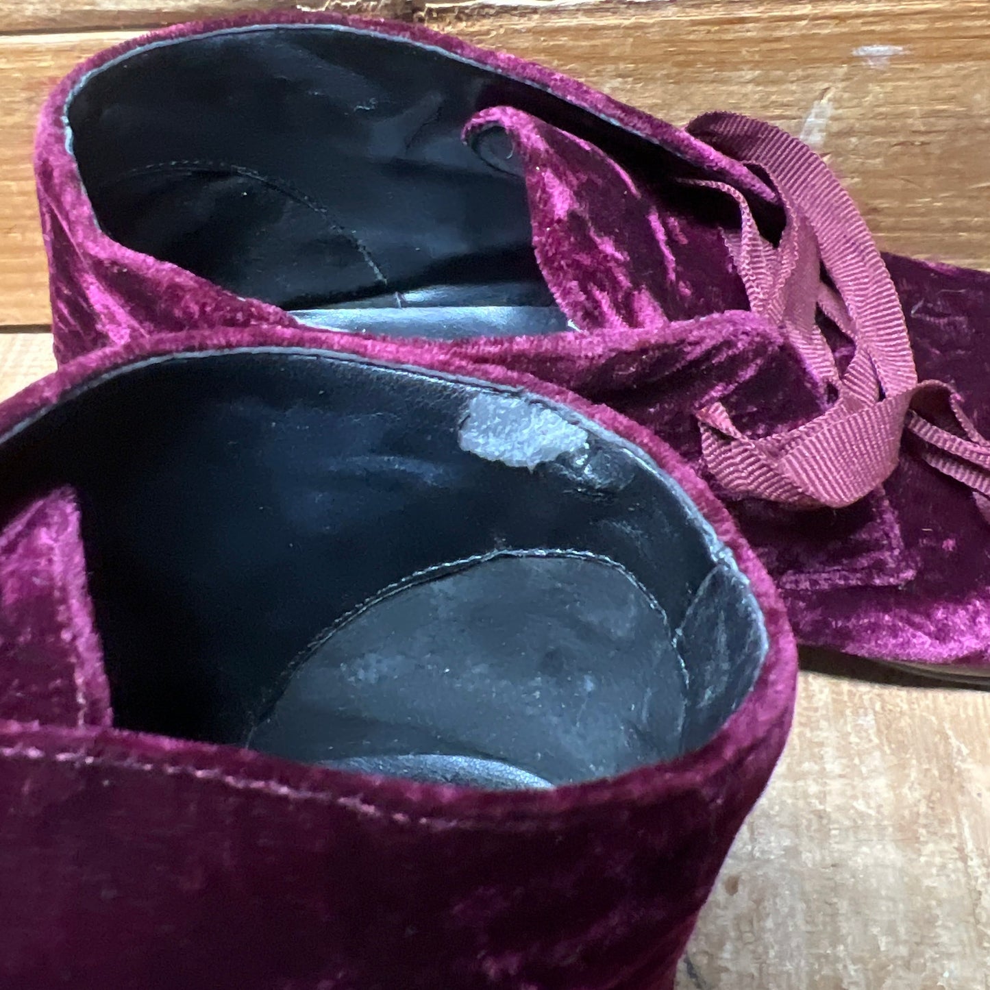 LUXURY REBEL Women's Three Eyelet Velvet Bootie 37 EU/US6.5-7 Dark Berry