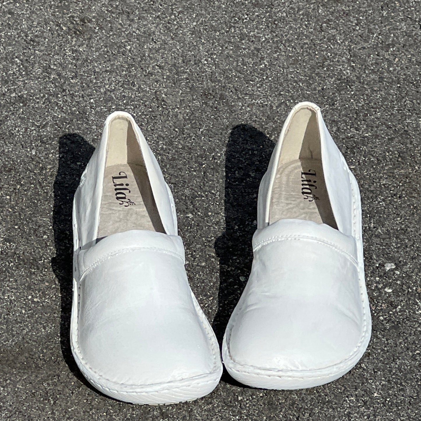 Women’s Lila Non-slip Clog by SureGrip 7.5M White Leather