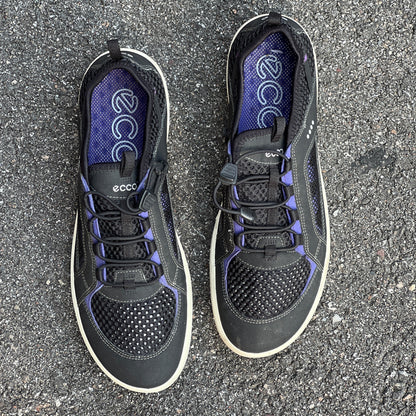 Women’s Ecco Lagoon Mesh Water Sneaker 40EU Black/Purple/White