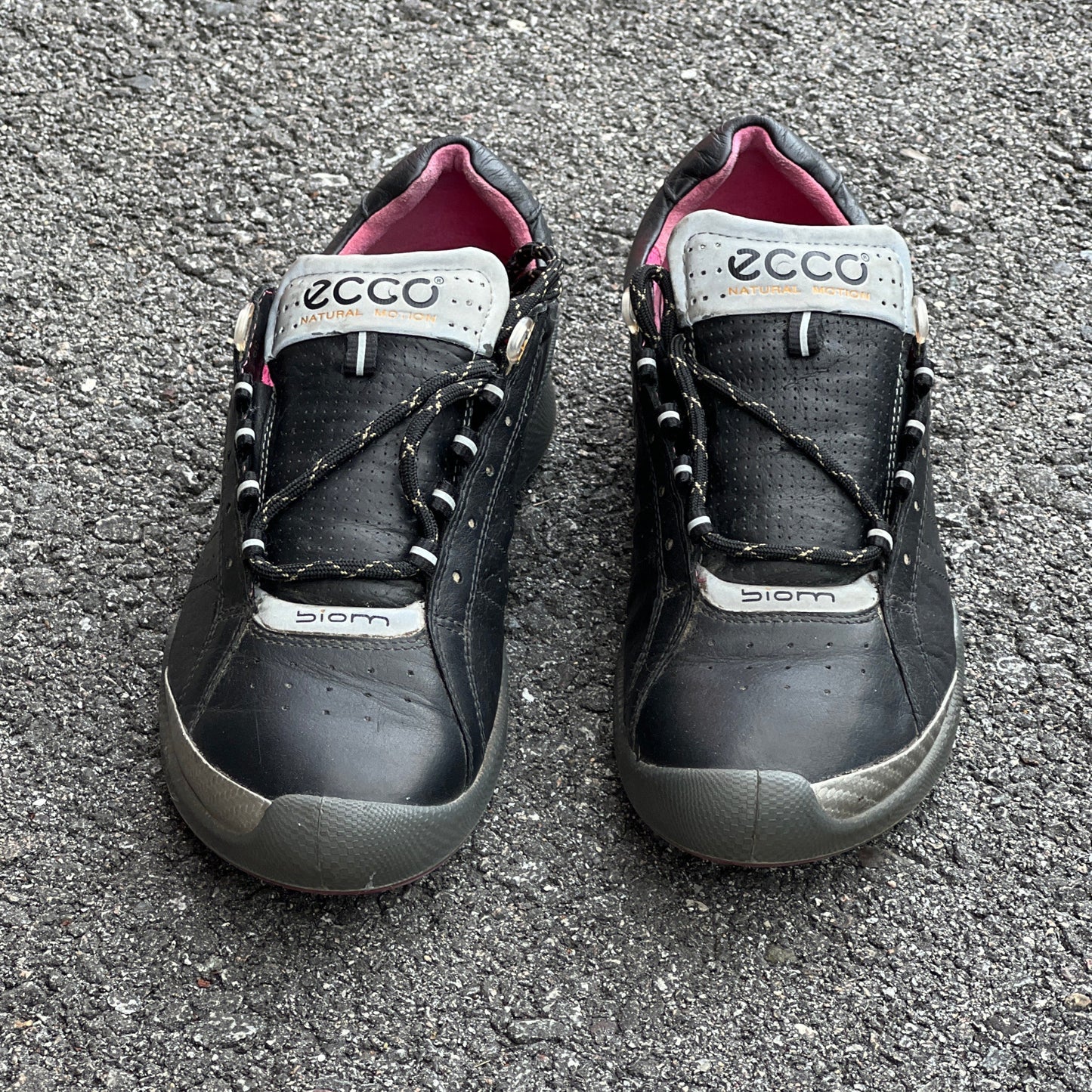 Women’s Ecco  Biom Spikeless Golf Shoes 39EU -Black/Pink- Hydromax Yak Leather