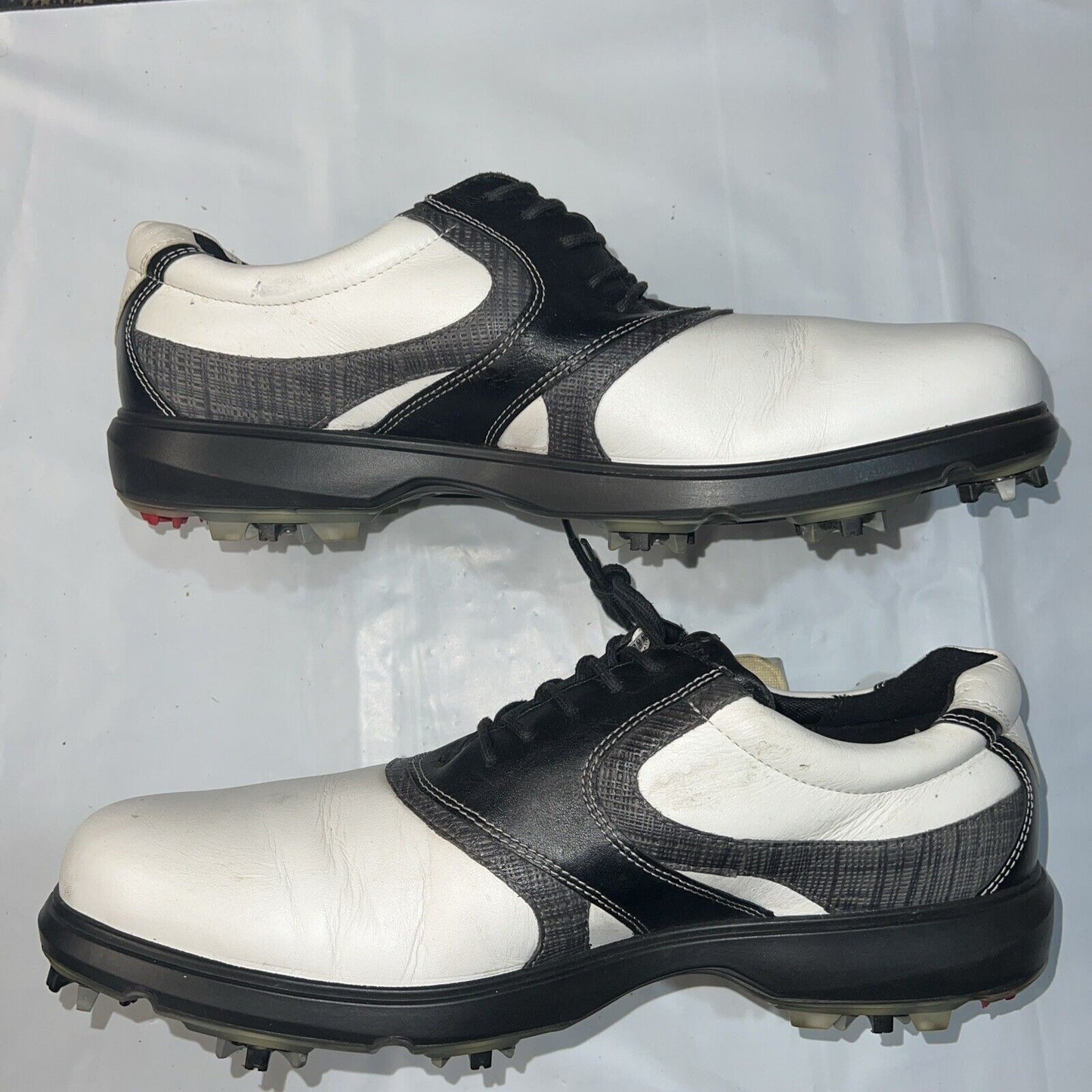 Men’s Ecco White/Black/Gray Leather Spiked Golf Shoe 44EU