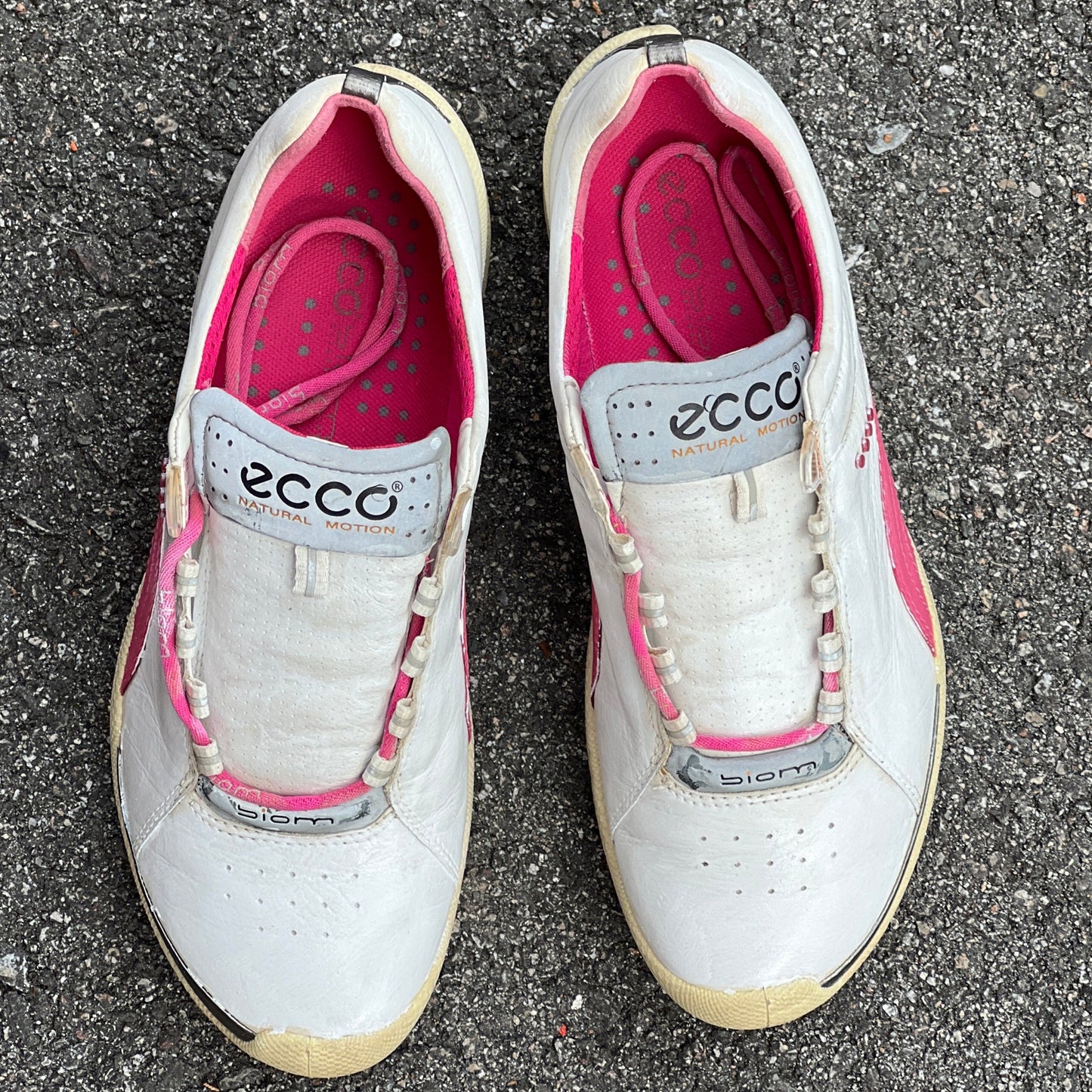 Women’s Ecco  Biom Spikeless Golf Shoes 38EU -White/Pink- Hydromax Yak Leather