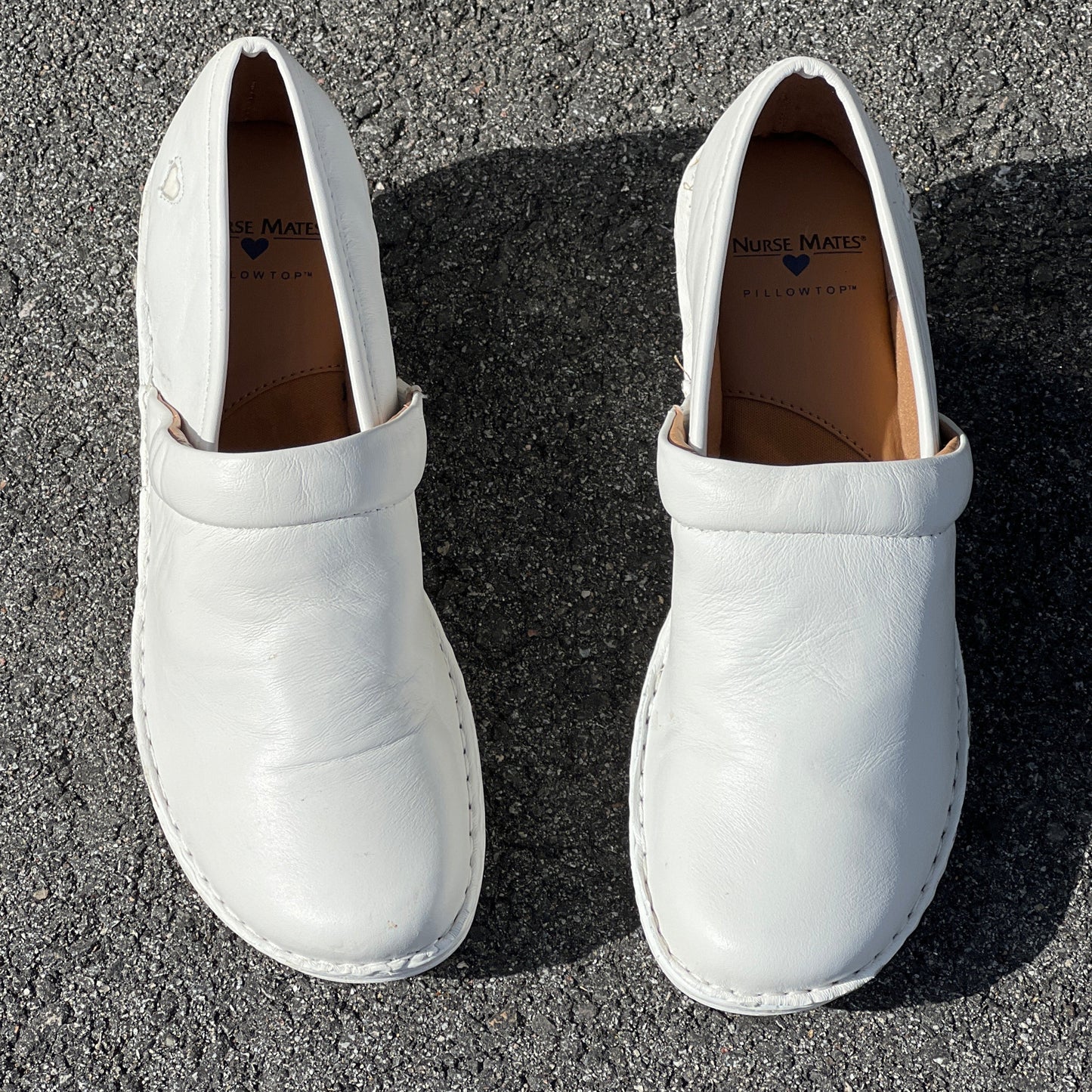 Women’s Nurse Mates Halle  Pillow Top Clog  9.5M White Leather