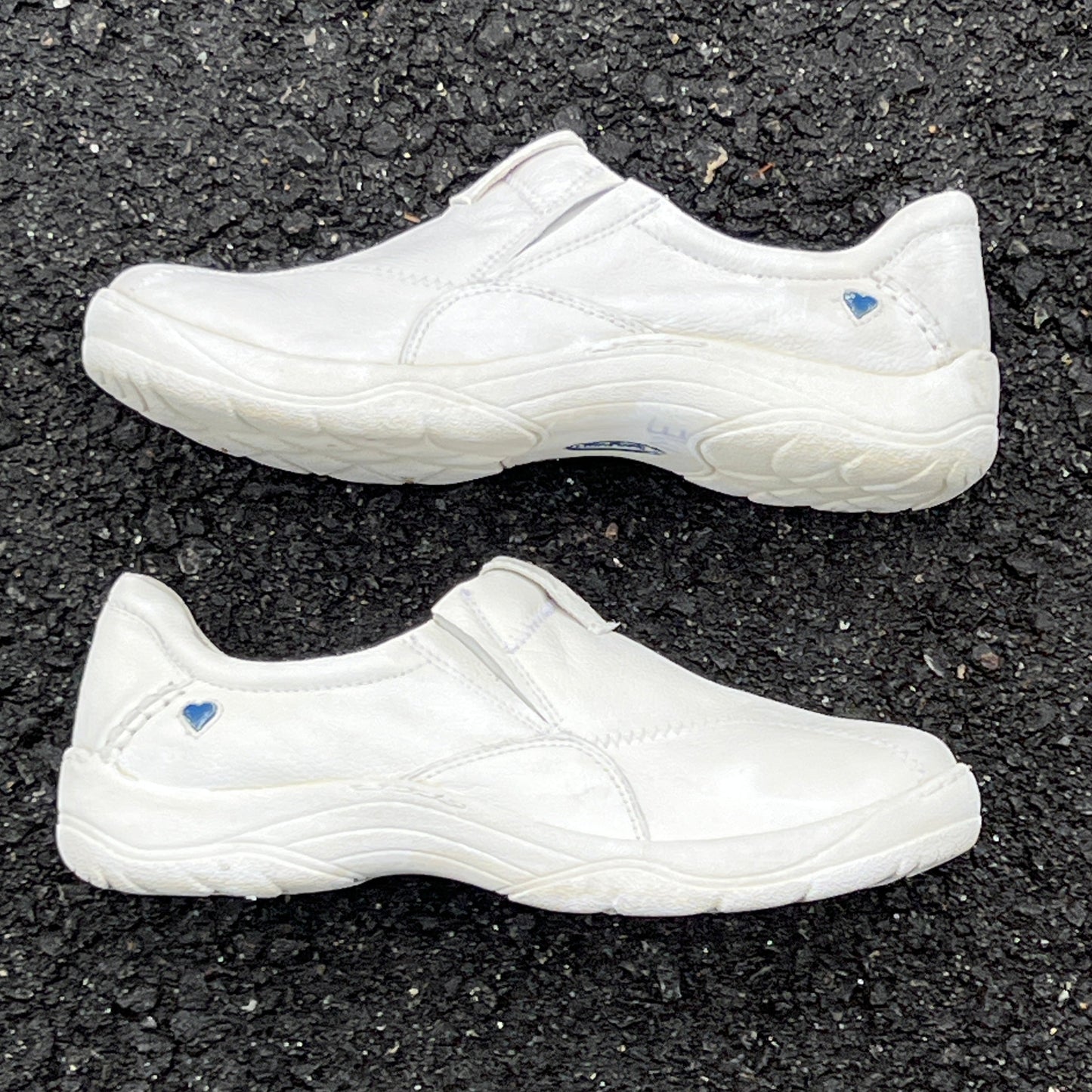 Women's  NURSE MATES  •Andres•  Twin-Gored  Pillow-Top Slip-on 9M  White Leather