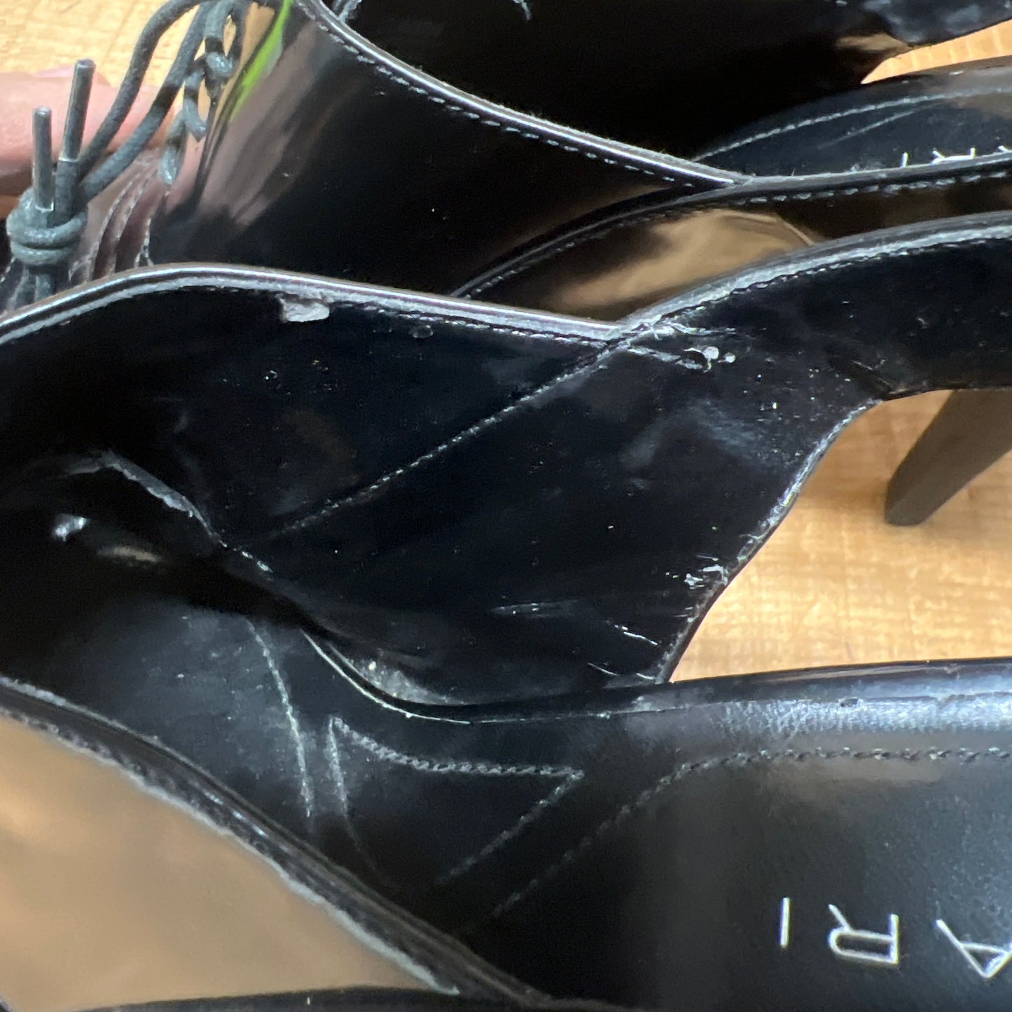 Women's Tahari •Claudia• Peep-Toe Sling-back 8M Black Patent Leather