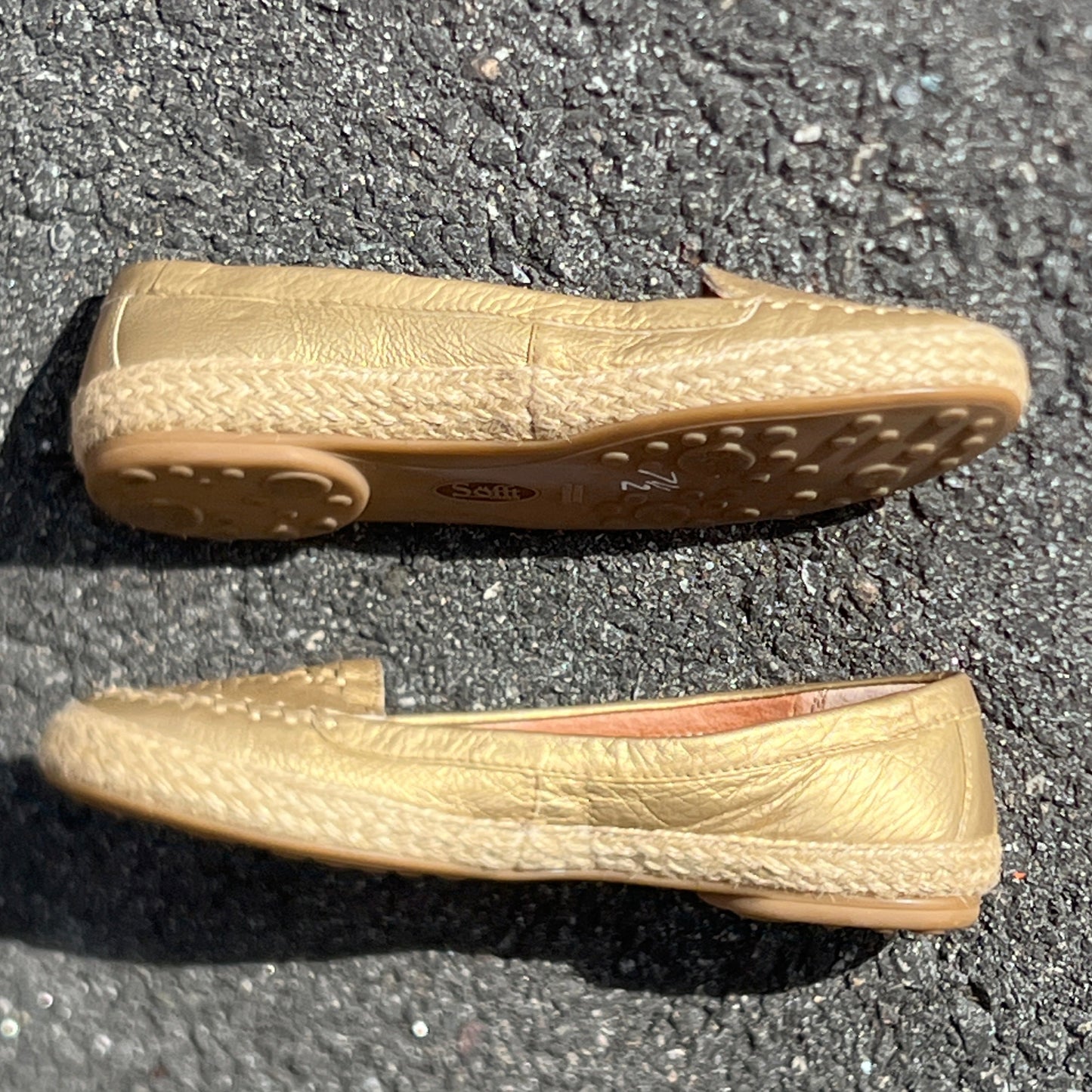 Woman’s Sofft Malila Jute Wrapped Slip-on Moc 7.5M Gold Leather