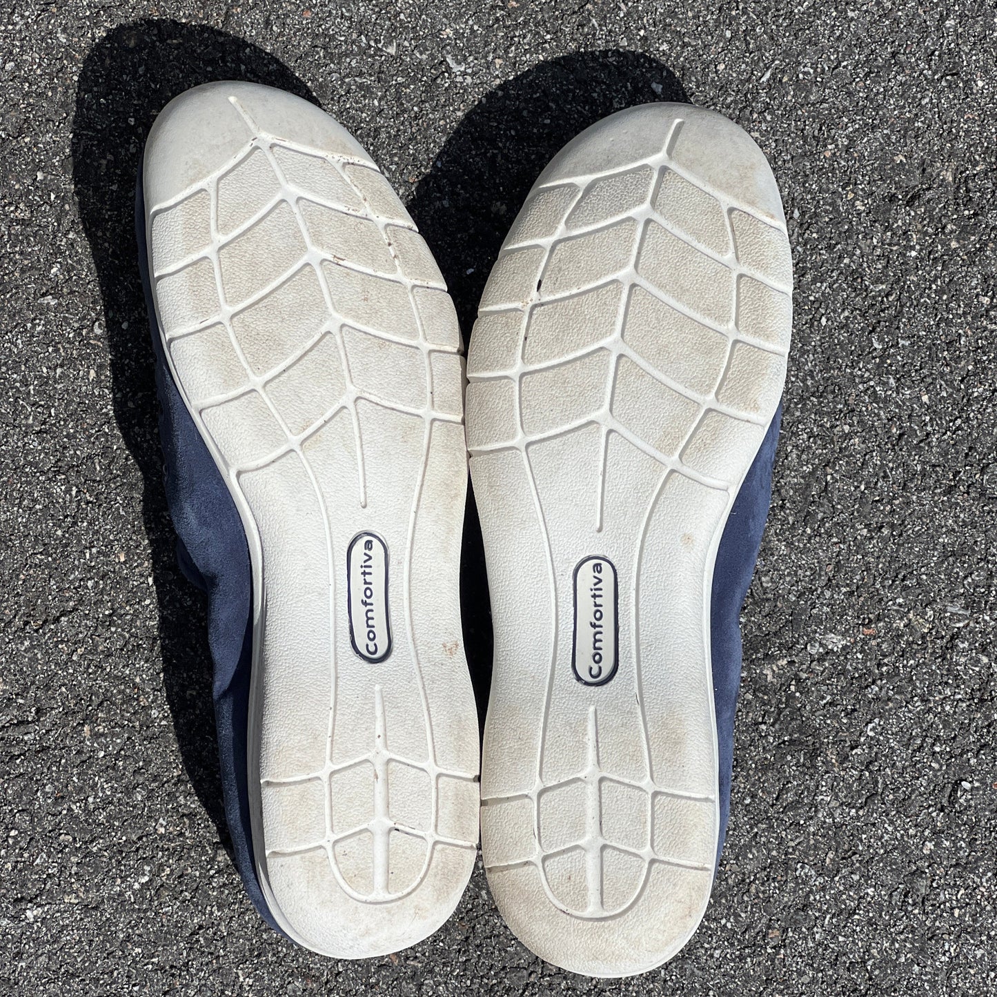 Comfortiva by SoftSpots Women’s •Tinsley•  Comfort Slip on 8.5W Blue Suede