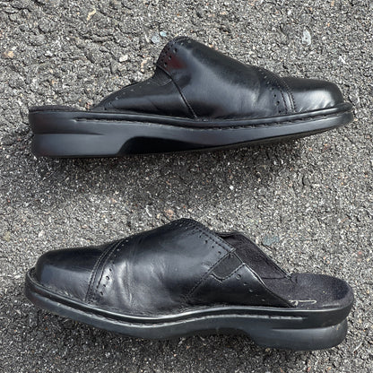 Woman’s  Clarks  Open-back Clog. 7W Black Leather
