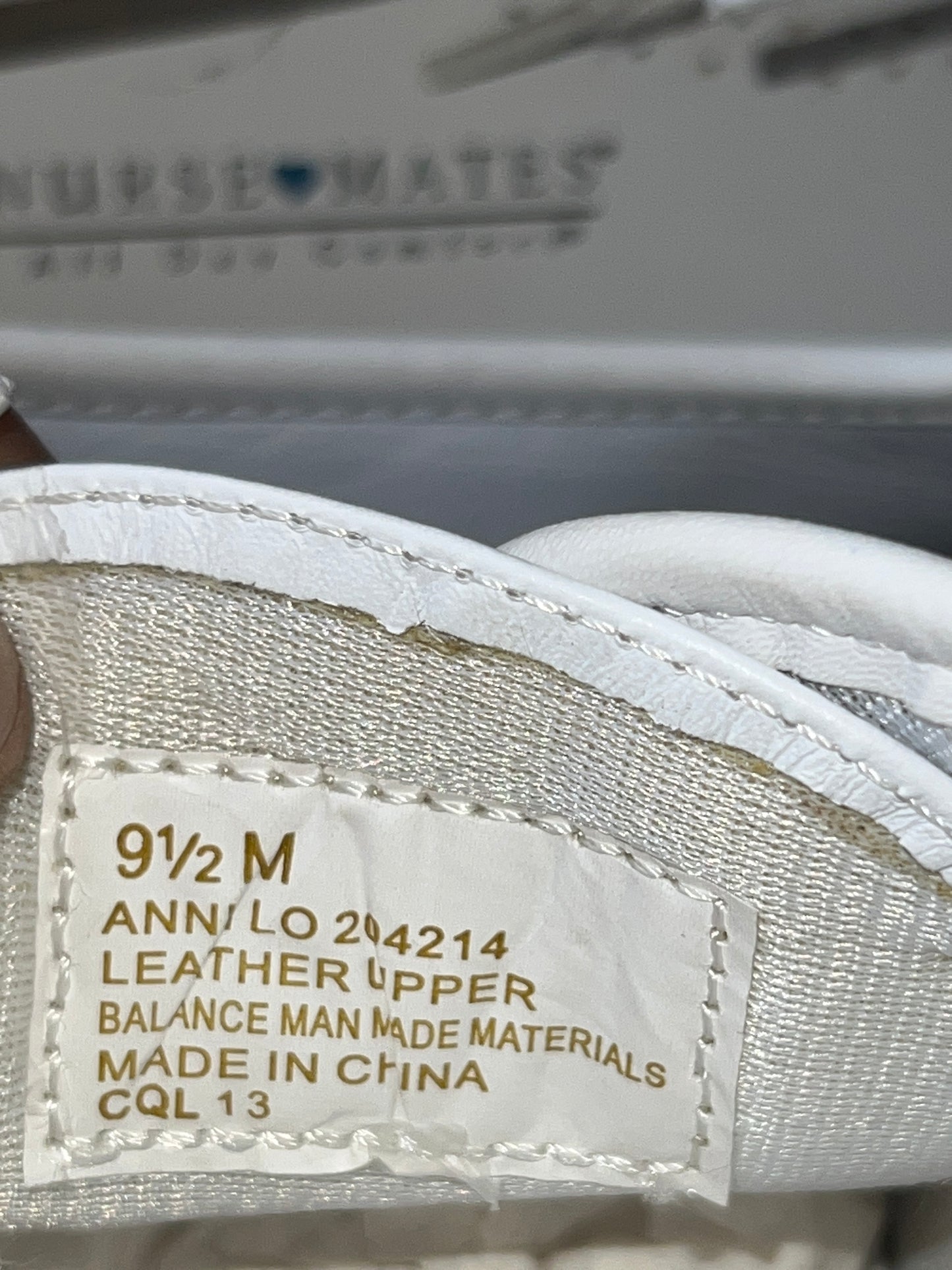 Women's  NURSE MATES  •Anni Lo•  Lace-up  9.5M White Leather