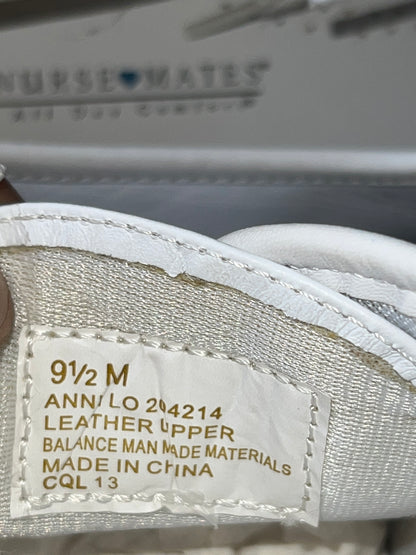 Women's  NURSE MATES  •Anni Lo•  Lace-up  9.5M White Leather
