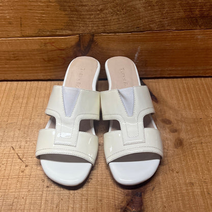 Taryn Rose • Olig • Patent Leather Slide 6M  Winter White/White Leather