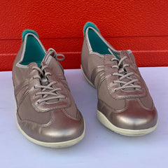 Woman’s Ecco  ECCO Bluma  Lace Oxford  39M Metallic Taupe Mesh/Leather