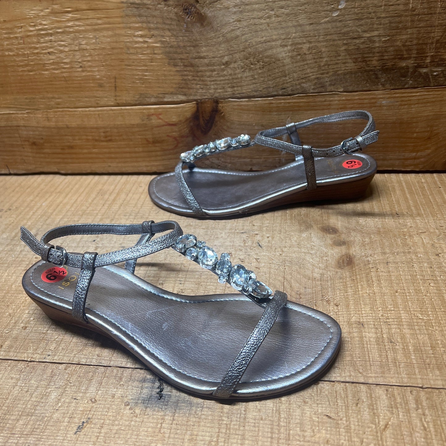 ISOLA Women's "Trista" Leather  T-strap Jeweled Sandal 6.5M Anthrancite Leather