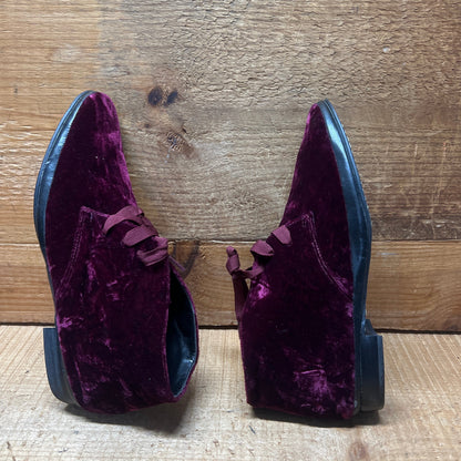 LUXURY REBEL Women's Three Eyelet Velvet Bootie 37 EU/US6.5-7 Dark Berry