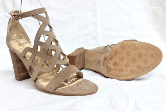 Isola Women's •Despina • Stacked Heel 6.5M Baywater Suede