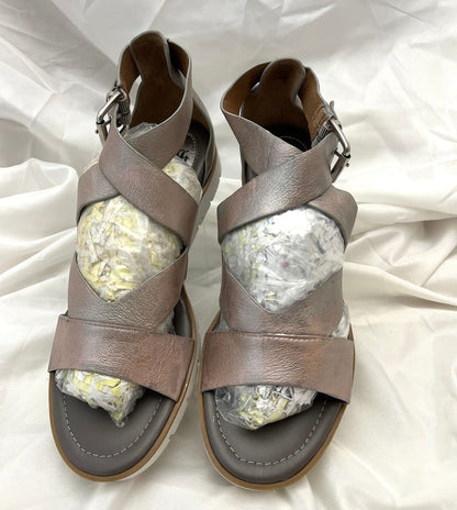 Womens Sofft Maribel. Sandal Anthracite Leather - Preowned Sandals & Flip Flops